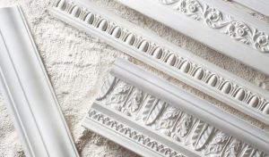 در چه سبک‌های معماری نمی‌توان از گچبری پیش‌ساخته استفاده کرد؟