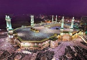 اظهار ارادت یک سودانی به امام خمینی در مسجدالحرام