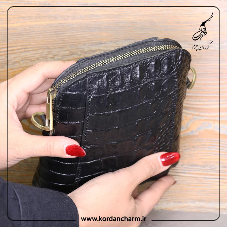 راهنمای انتخاب کیف پول چرم برای هدیه دادن + معرفی بهترین فروشگاه چرم