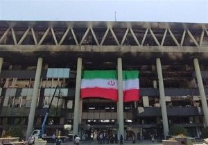 مستند ساختمان شیشه‌ای باید ساخته شود