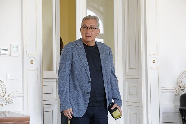 حضور سرمربی سابق پرسپولیس در دادگاه - خبرگزاری مهر | اخبار ایران و جهان