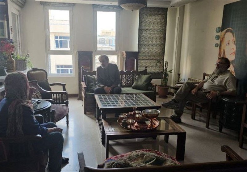 بازدید مدیران سینمایی از سینماگران صدمه دیده + عکس_خبررسان 6 سینما , عکس ,