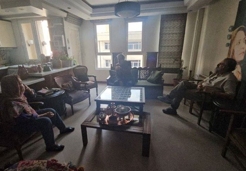 بازدید مدیران سینمایی از سینماگران صدمه دیده + عکس_خبررسان 5 سینما , عکس ,