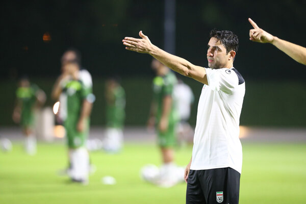 وحید هاشمیان: به بایرن مونیخ و تیم ملی هم فکر میکنم؛ کپی نادرست است! - خبررسان 2 وحید هاشمیان: به بایرن مونیخ و تیم ملی هم فکر میکنم؛ کپی اشتباه است!