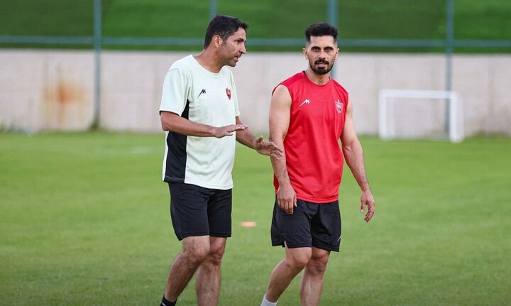 وحید هاشمیان: به بایرن مونیخ و تیم ملی هم فکر میکنم؛ کپی نادرست است! - خبررسان 3 وحید هاشمیان: به بایرن مونیخ و تیم ملی هم فکر میکنم؛ کپی اشتباه است!