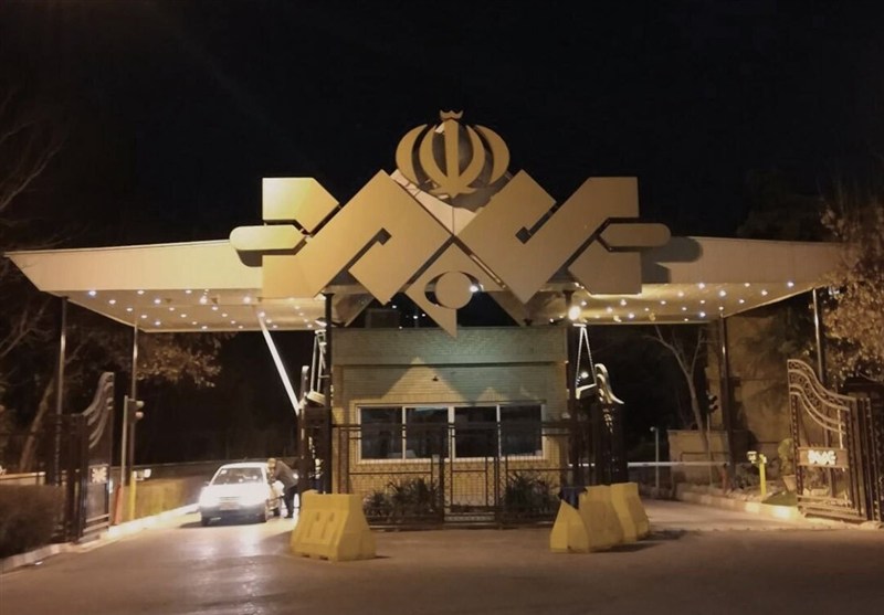 از تقویم تا میکروفون؛ احیای مفاخر ایران و اسلام در «برگی از تاریخ»