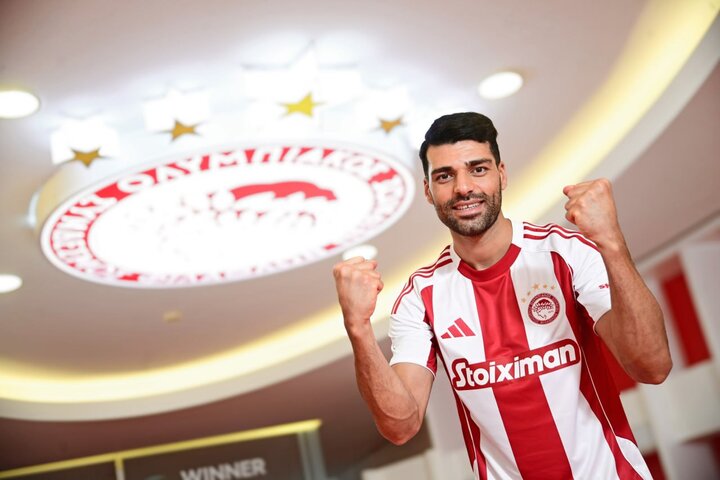 تصاویر رونمایی باشگاه یونانی از مهاجم ایرانی