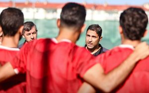 انگیزه وحید هاشمیان به بازیکنان جوان آکادمی: فعلا بیایید! - خبرگزاری مهر | اخبار ایران و جهان