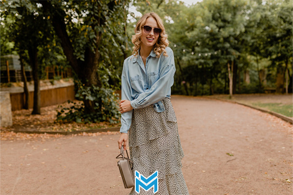 راهنمای استایل دخترانه با شومیز برای عکاسی در فضای باز 3 راهنمای استایل دخترانه با شومیز برای عکاسی در فضای باز