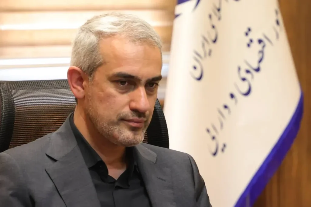 وزیر اقتصاد وعده کاهش زمان ترخیص کالا به سه روز را داد