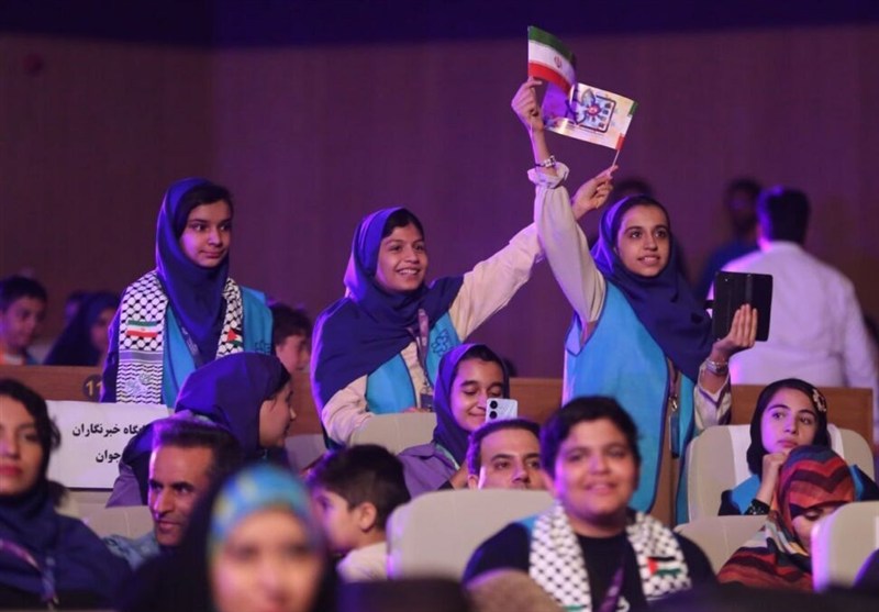 1760015984 983 پرواز پروانه‌های زرین جشنواره فیلم کودک و نوجوان در آسمان