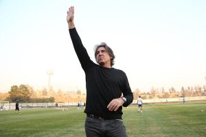 درگیری لفظی ساپینتو با نیمکت پادیاب/ بازیکن اخراجی ۶ نشان داد! - خبرگزاری مهر | اخبار ایران و جهان