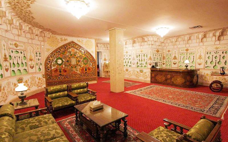 آشنایی با رستوران ها و کافه هتل 5 ستاره عباسی اصفهان 3 آشنایی با رستوران ها و کافه هتل 5 ستاره عباسی اصفهان