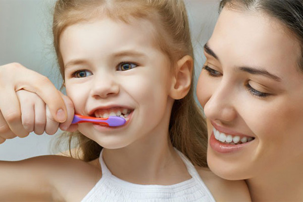 اشتباهات مسواک زدن