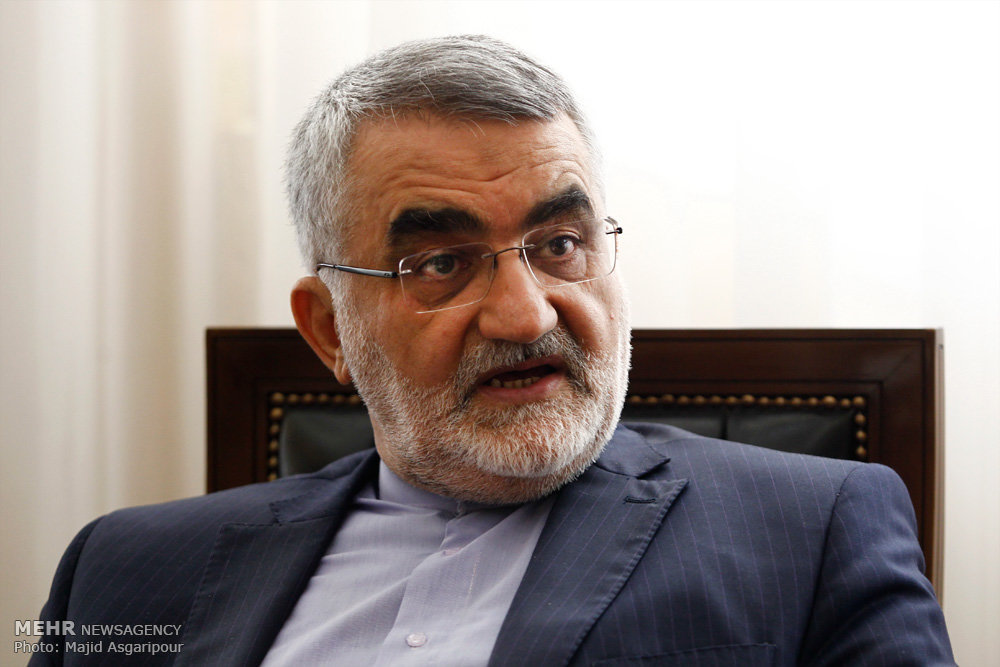 بروجردی: عدم صدور ویزا برای تماشاگران ایرانی برخلاف اصول دیپلماتیک است - خبرگزاری مهر | اخبار ایران و جهان
