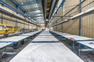 چالش‌های مالیاتی صنعت سنگ ساختمانی: از حقوق دولتی معادن تا فرار مالیاتی سنگبری‌ها