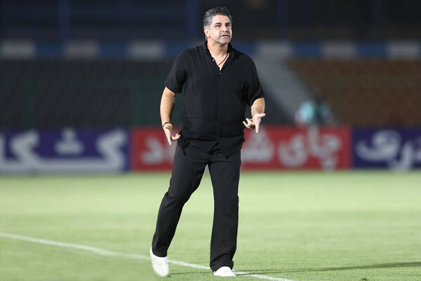 حاشیه نیمه اول بازی استقلال/ حضور مدیران در شب پرخروش یک سرمربی - خبرگزاری مهر | اخبار ایران و جهان