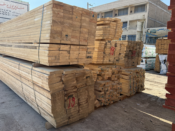 رونق بازار چوب روسی در ایران؛ افزایش تقاضا برای خرید چوب روسی با کیفیت