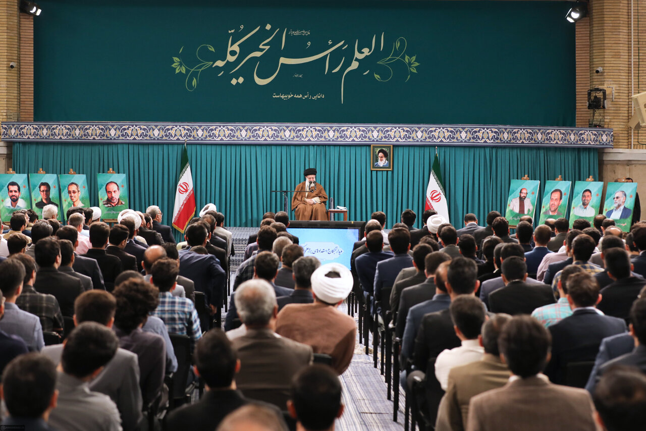 در وداع با معمار پیشرفت؛ بازخوانی نقشه راهی که برای نخبگان ترسیم شد 4 6084714