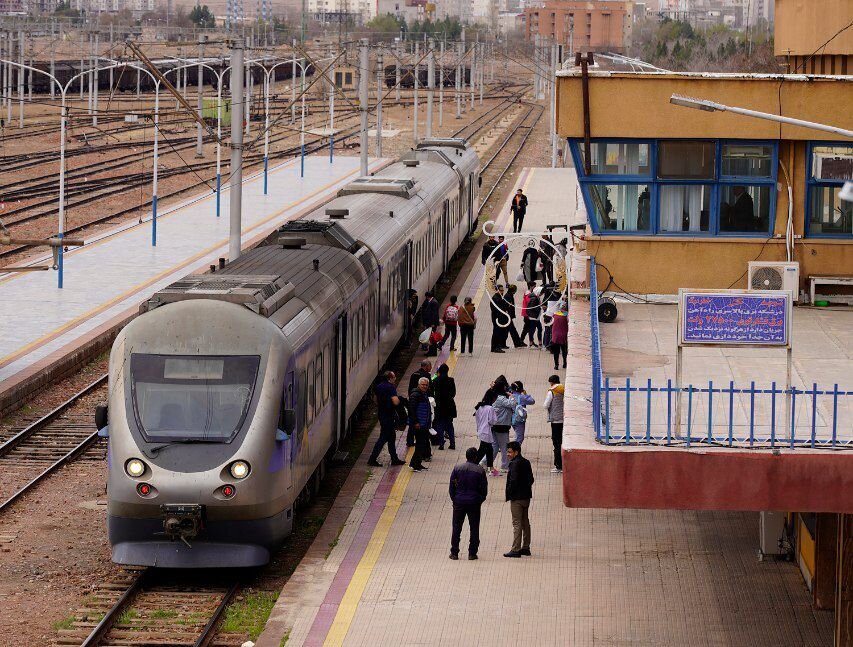 6094400