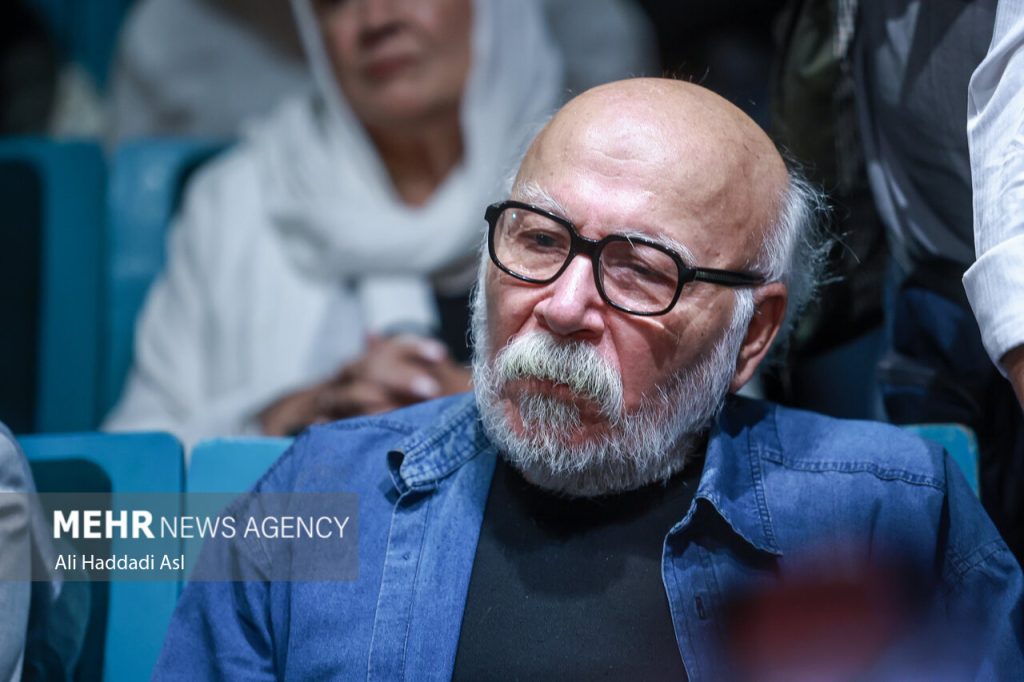 اهدای نشان درجه یک هنری به علیرضا داوودنژاد در میان انتقادات سینما