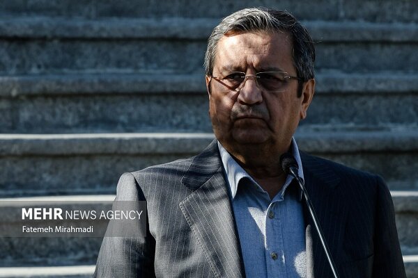 همتی: تحریم‌ها ابزار فشارند، نه تعیین‌کننده سرنوشت ایران