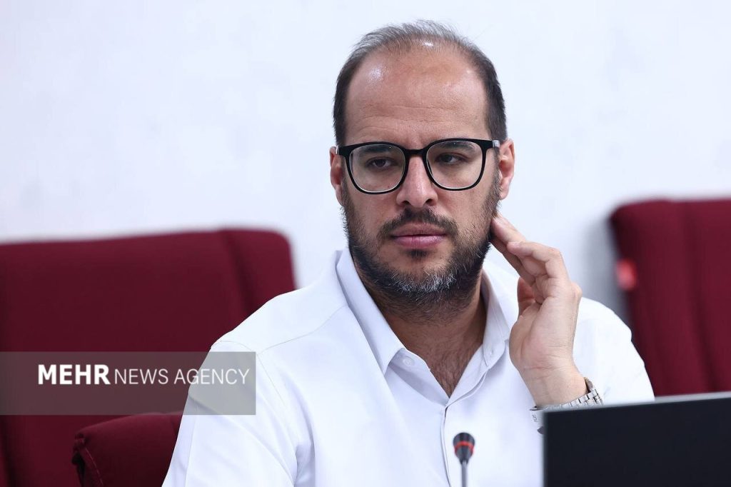 شجیع کفش نایکی مکسفلای ۲ دلیل دیسکالیفه شدن محیطیزاده در رقابت هفتگانه