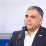وزیر نفت ذخیرهسازی حداکثری سوخت مایع برای مدیریت مصرف زمستانی در حال انجام است