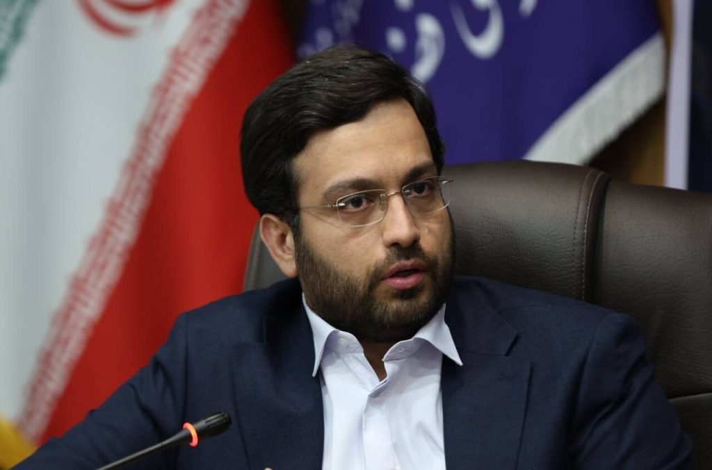 معماری نهادی رهبر شهید و نقض قانونمداری در فضای مجازی