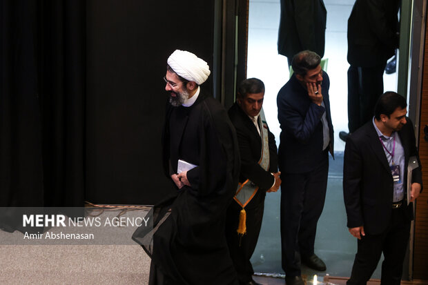 اجلاس یکصدمین روسای دانشگاه‌ها با حضور وزیر علوم