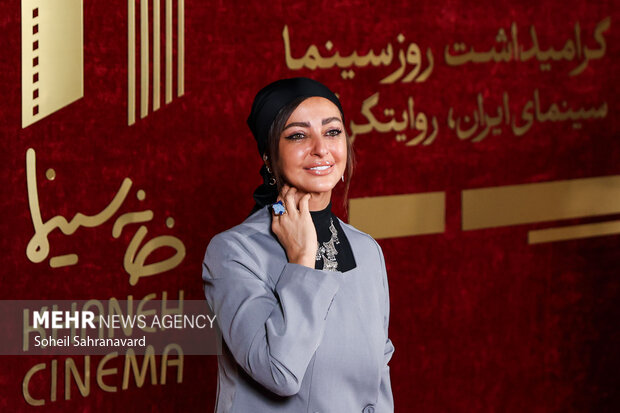 برگزاری مراسم گرامیداشت روز سینما با حضور چهرههای سینمایی 10 برگزاری مراسم گرامیداشت روز سینما با حضور چهرههای سینمایی
