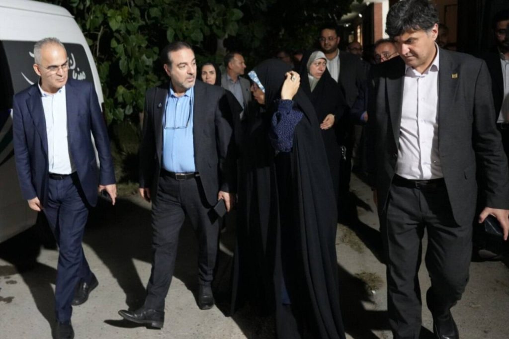 بازدید کمیسیون بهداشت مجلس از مراکز سلامت ساری؛ تقویت پزشک خانواده و حضور متخصصان در دستور کار