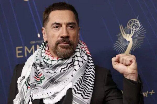 خاویر باردم تا علیه پینک را تشویق کرد