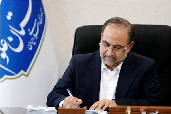 مخبر دزفولی درباره پیشرفت دانشگاهها سخنرانی کرد