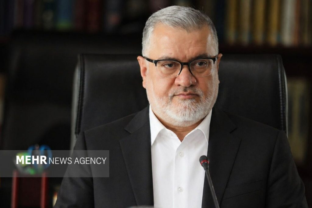 معتمدیان: توسعه قطارهای حومهای اولویت حملونقل استان تهران باشد