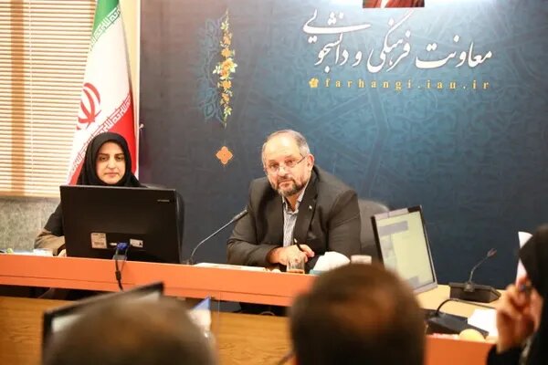 شورای راهبری خشت و آیینه بر نقش فرهنگی استاد در کلاس درس تأکید کرد