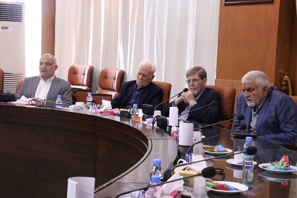 مرندی سلامت عمومی فراتر از درمان