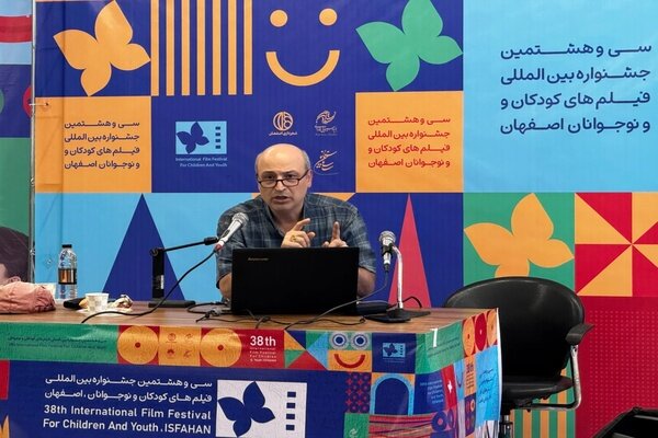 هوش مصنوعی مهارتهای سینما را بازتعریف میکند؛ خلاقیت و تفکر نقادانه حیاتیتر از دانش