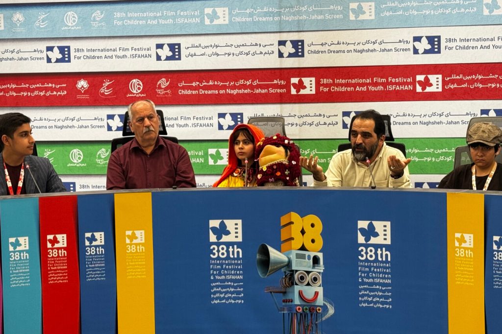 عروسک، ابزار ارتباطی سینمای ایران با کودکان