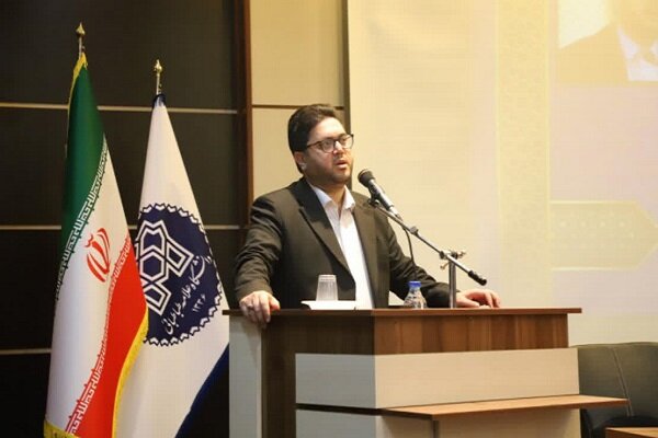 ارزیابی عملکرد دانشگاهها با استفاده از سامانه فرنما