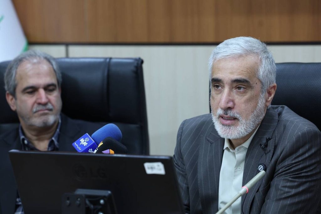 رئیس سازمان غذا و دارو: امنیت غذایی و ایمنی مواد باید همزمان تامین شوند